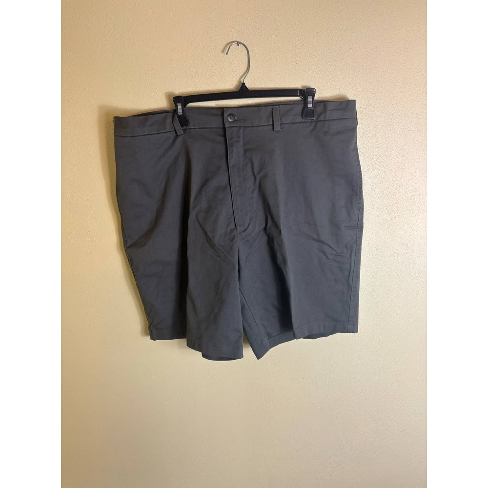 New NWT Roundtree & Yorke Natural Fit Classic Flat Front Men's Shorts‎ Size 40